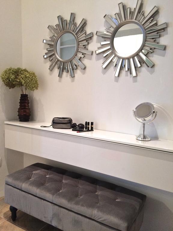 Hello Downtown Apartment - Eiffel Boedapest Kamer foto